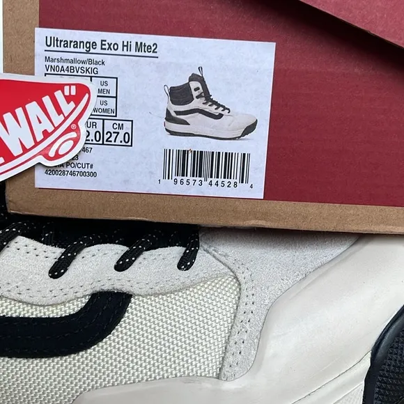 Vans WMNS Ultrarange Exo Hi Mte2 Marshmallow/BlackVN0A4BVSKIGSneakers Boots