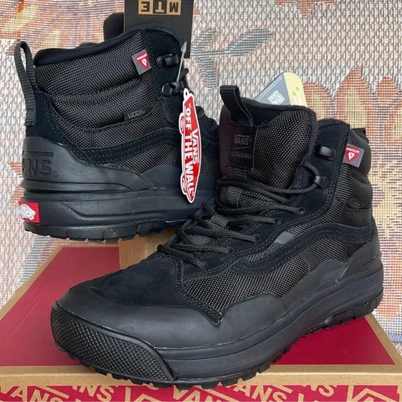 Vans WMNS Ultrarange ExoBlack/BlackSneakers MTE Boots VN0A4BVSBKA