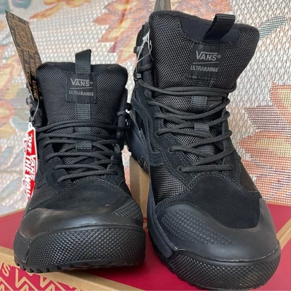 Vans WMNS Ultrarange ExoBlack/BlackSneakers MTE Boots VN0A4BVSBKA