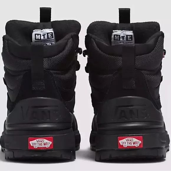 Vans WMNS Ultrarange ExoBlack/BlackSneakers MTE Boots VN0A4BVSBKA