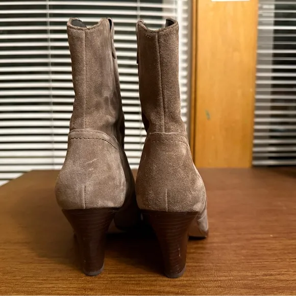 Veronica beard Cody Suede Western Bootie size 6.5 women