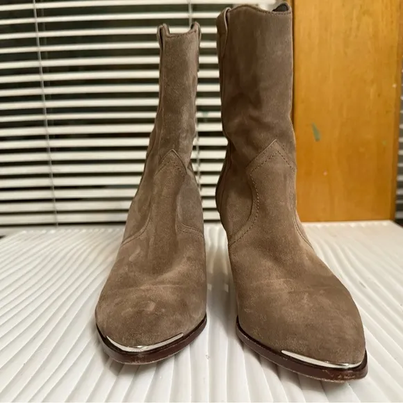 Veronica beard Cody Suede Western Bootie size 6.5 women