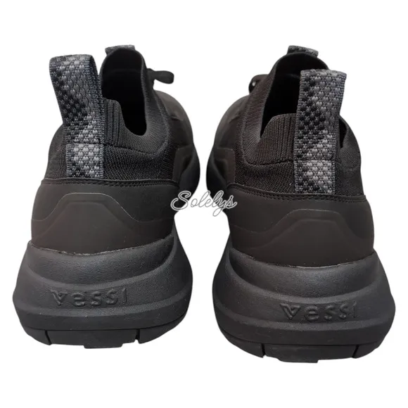 Vessi Stormburst Low Top Original Black Waterproof Lightweight Sneaker Mens 14
