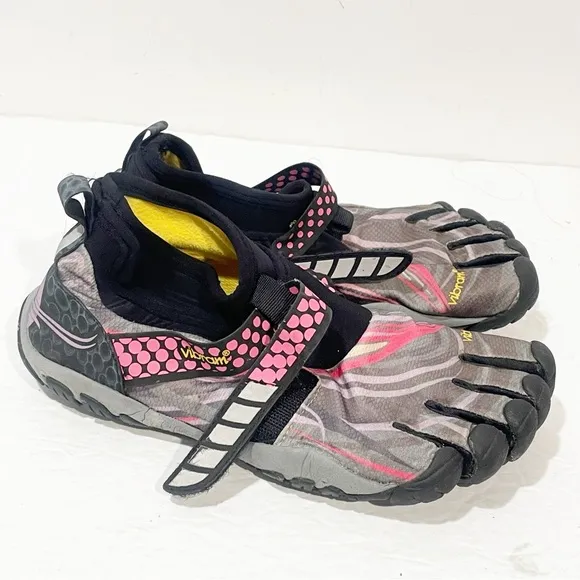 Vibram Fivefingers Women's Size 8/8.5 size 38 Running Hiking Athletic Shoes