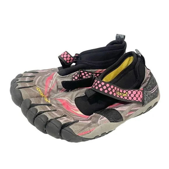 Vibram Fivefingers Women's Size 8/8.5 size 38 Running Hiking Athletic Shoes