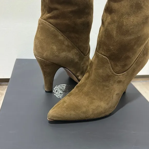 VINCE CAMUTO WOMENS BOOTS SIZE 7.5