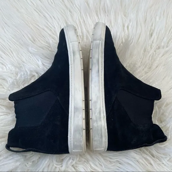 Vince Newlyn black suede slip on high‎ top sneaker shoes ladies 8.5