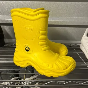 Vingtage Yellow Croc Boots!!!