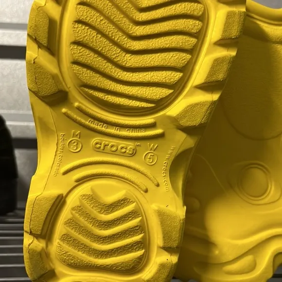 Vingtage Yellow Croc Boots!!!