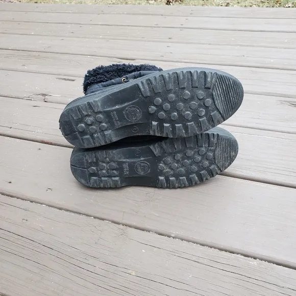 Vintage 90s y2k Sorel Black Snowflake Embroidered Waterproof Snow Winter Boots