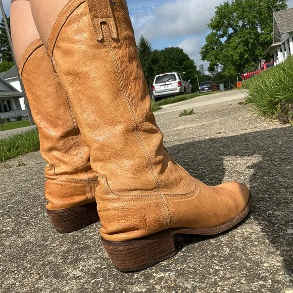 Vintage frye Boots