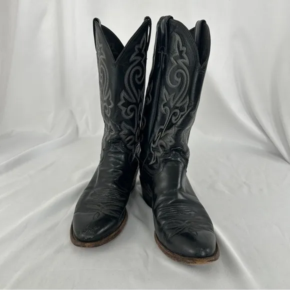 Vintage Justin Black Leather Embroidered Cowboy Boots