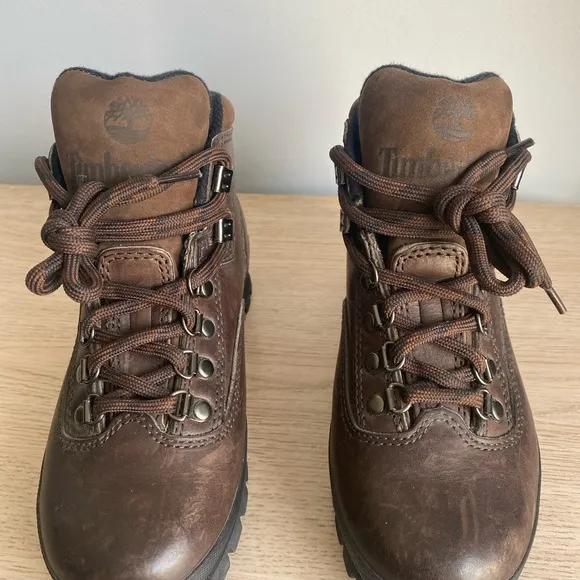 Vintage Timberland Euro Boots- M 6- W 7.5