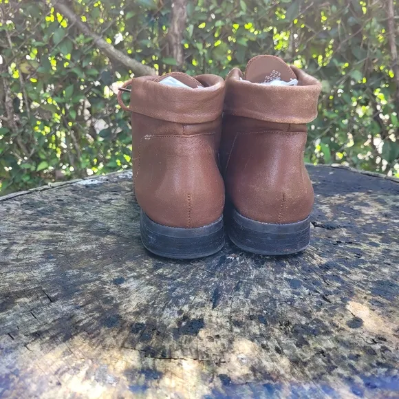 Vintage Women Brown Ankle Boots By St. John's Bay Size 8 1/2 M/Brown Leather Ank