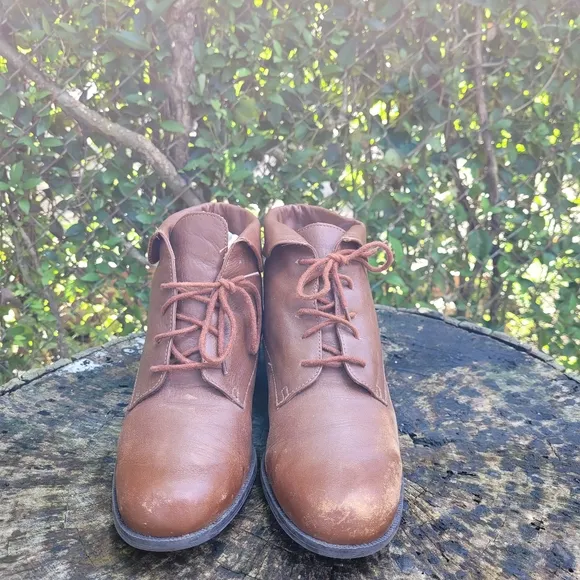 Vintage Women Brown Ankle Boots By St. John's Bay Size 8 1/2 M/Brown Leather Ank