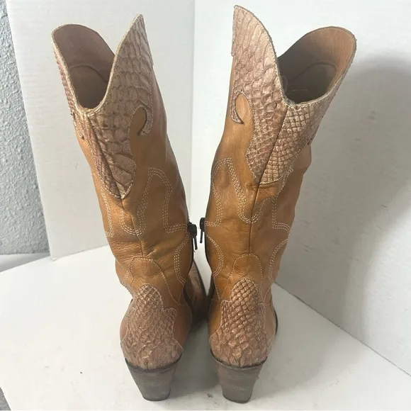Vintage Women’s Western Cowgirl Leather Boots Made in Italy 37 EU 6.5 US Pointed