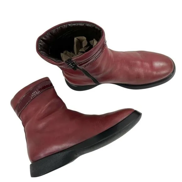 Vintage Hogan Zip Up Chelsea Boots Women’s Size 38 (US Women’s 7)