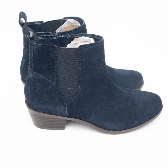Vionic. Roseland Waterproof boot. Wide Width.