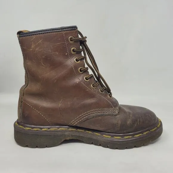 VTG Dr Martens Doc Boots Women UK3 US5 Brown Leather 1460 England Distressed