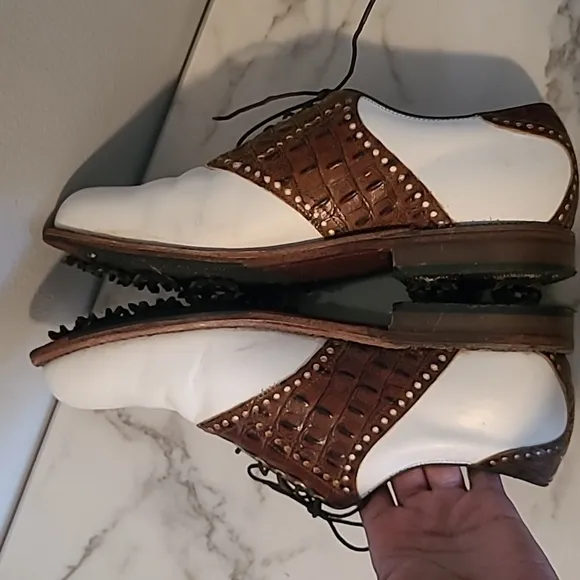VTG FootJoy Men's 10D White Leather Brown Croc Waterproof Golf Oxford Shoes