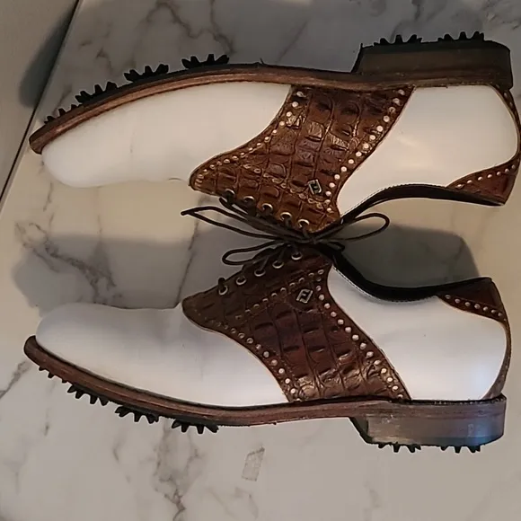 VTG FootJoy Men's 10D White Leather Brown Croc Waterproof Golf Oxford Shoes