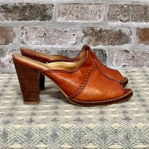 Vtg‎ Nicole Made in Brasil Cognac Leather Mules Peep Toe Chunky Heel