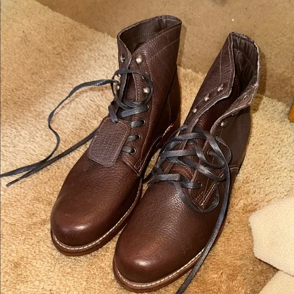 Wolverine 1000 Mile Boots like NEW Genuine REAL American Bison Leather Mens 10.5