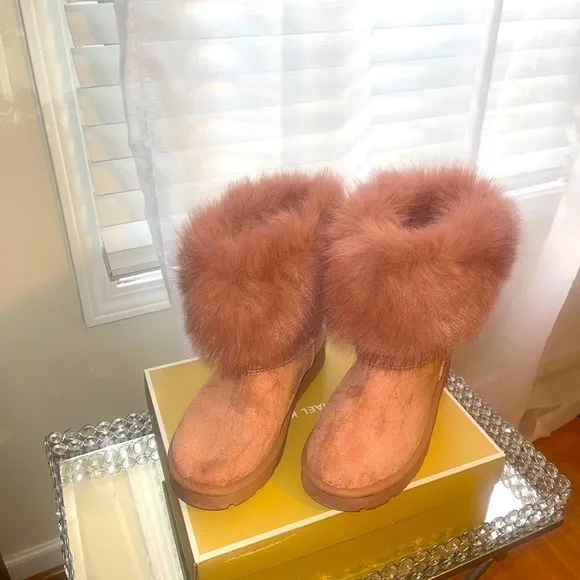 Women boots💞🥾💗