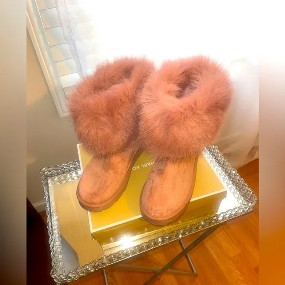Women boots💞🥾💗