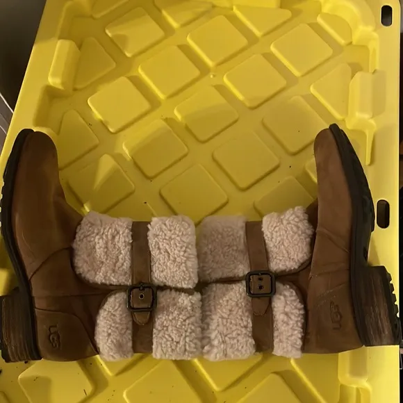 Women Ugg boots size 7.5