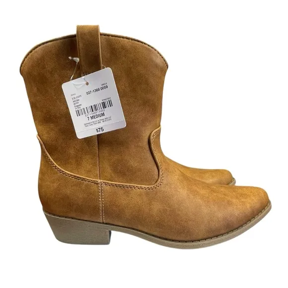 Women’s Arizona Meyer cognac faux leather boots. Size 7.
