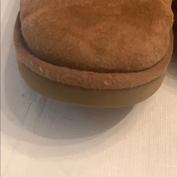 Women’s Bailey Ugg Boots - Size 9