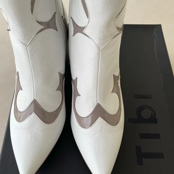 Women’s boots by Tibi, color: bright white, size:8,5