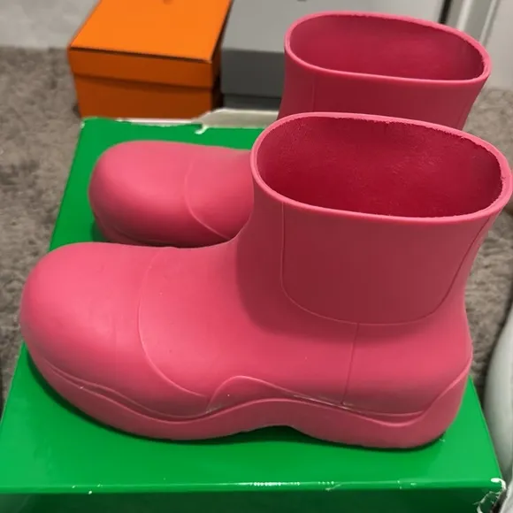 Women’s Bottega Veneta Puddle Boots