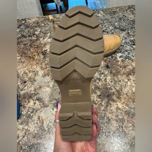 Women’s Caterpillar boots