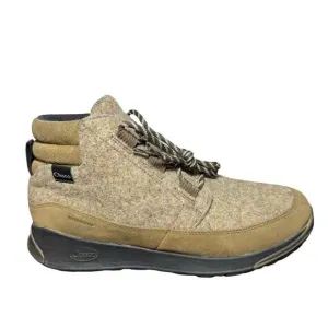 Women’s Chaco winter boots size 11 brown