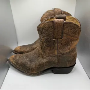 Women’s Frye Leather Boots Size 7.5 B