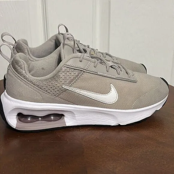 🔥🔥WOMEN'S NIKE AIR MAX INTRLK LITE Running Trainer Shoes Sz 6.5 - PERFECT