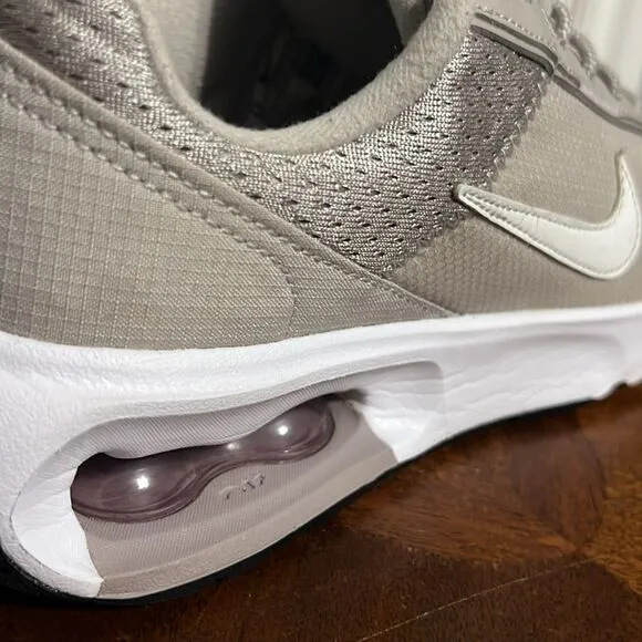 🔥🔥WOMEN'S NIKE AIR MAX INTRLK LITE Running Trainer Shoes Sz 6.5 - PERFECT