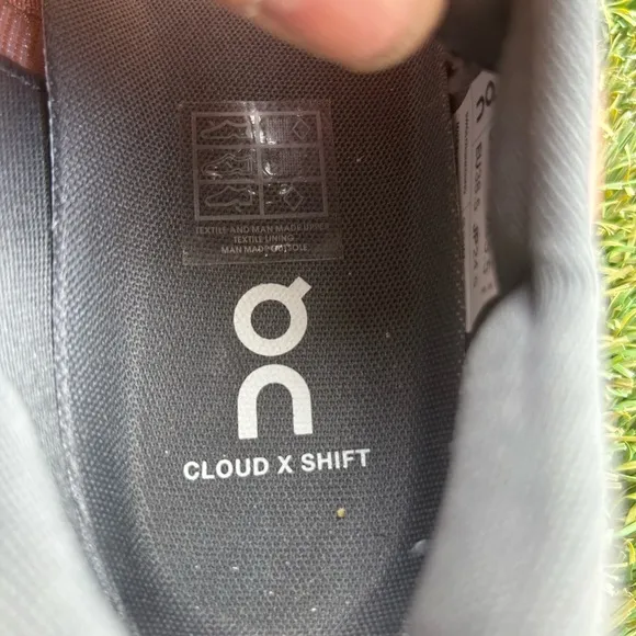 Women’s On Cloud X Shift Running Shoes sz 7.5