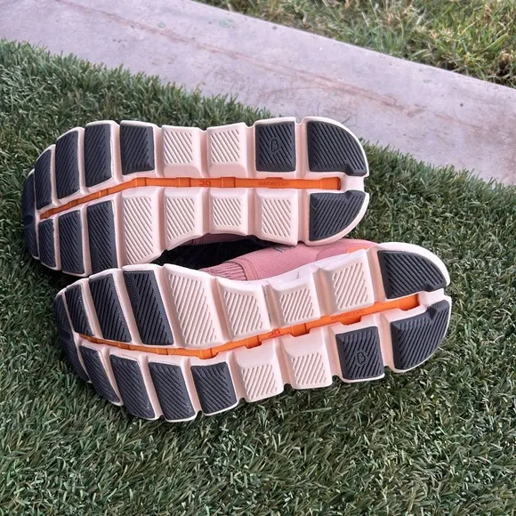 Women’s On Cloud X Shift Running Shoes sz 7.5