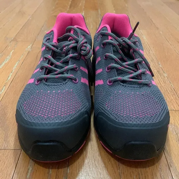 Women’s Puma Safety Celebrity Knit Steel Toe Safety Shoes Size 8.5 NEW W/O BOX