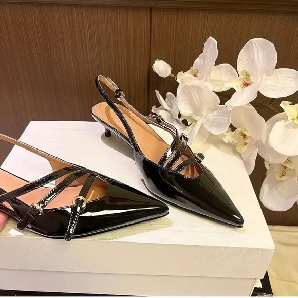 Women's Slingback Kitten Heels Sexy Pointed Toe Low Heels with Buckle - Black