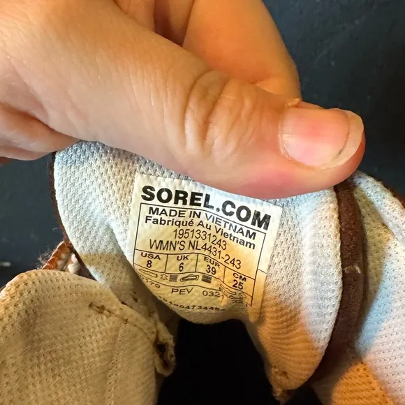 Women’s Sorel Brown and Black Rain &amp; Snow Boots Waterproof Design