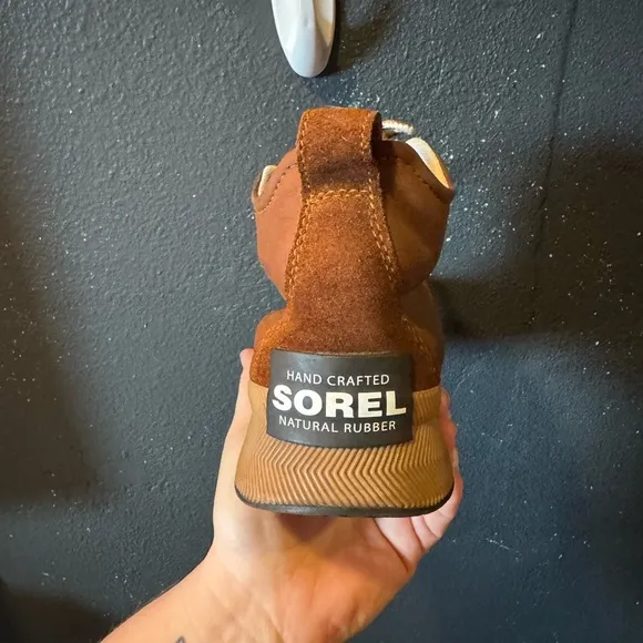 Women’s Sorel Brown and Black Rain &amp; Snow Boots Waterproof Design
