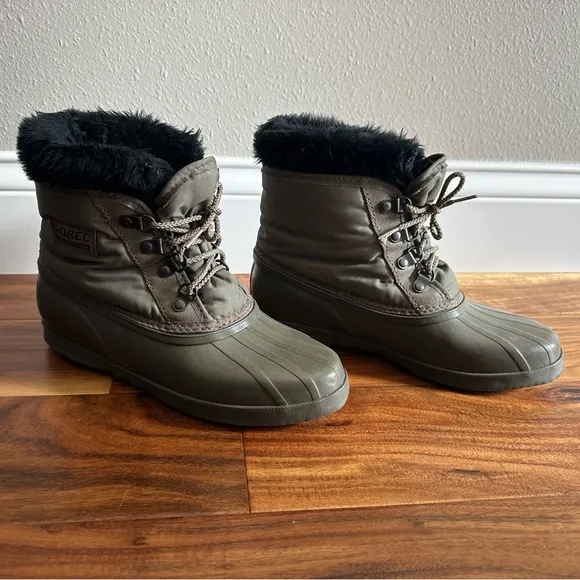 Women's Sorel Green Winter Insulated Waterproof Snow Boots Size Women 8