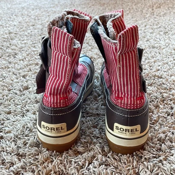 Women’s Sorel Trivioli Red/White Stripe Boots, Size 7