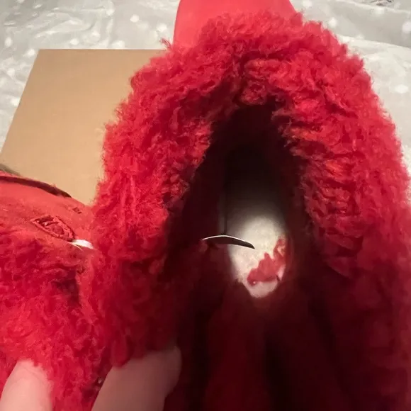Women’s Ugg boots worn twice