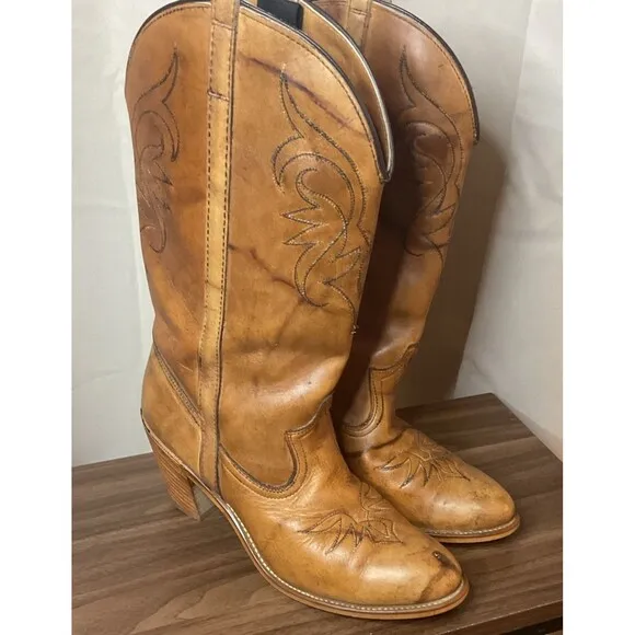 Womens Vintage Dingo Tan Leather Heeled Embroidered Rockabilly Cowboy Boots 9.5