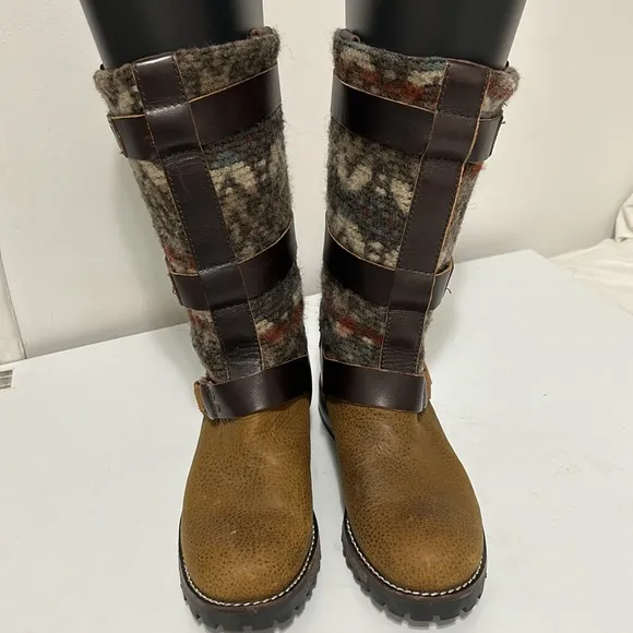 WOOLRICH  WOOL WOVEN IN  WOOLRICH .PA WOMEN BOOTS